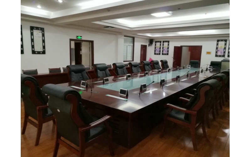 2017年阿壩州人民檢察院檢委會會議室信息化建設(shè)采購項(xiàng)目